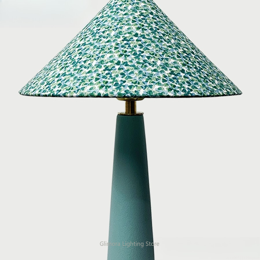 Teal Umbrella Shape Table Lamp - Century Textile & Sewing Supply Saskatoon Sk avis et prix
